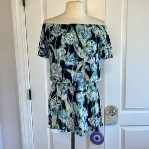 New! New Charms Fashion romper in perfect condition